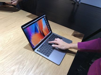 外媒吐槽新款MacBook Pro: 微软新机更Pro